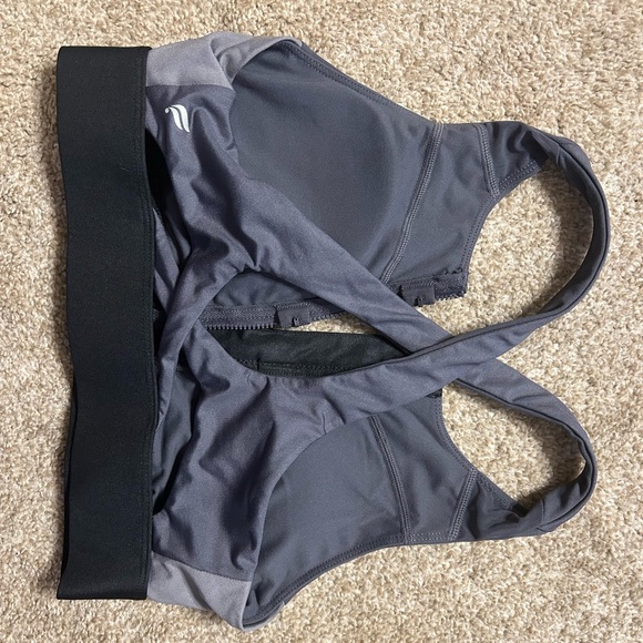 2 Fabletics Sports Bras - Picture 3 of 6
